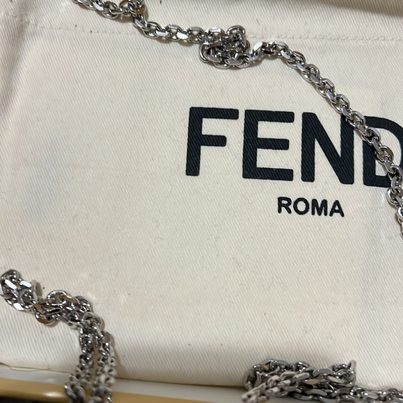 Fendi Roma - Picture 7 of 7